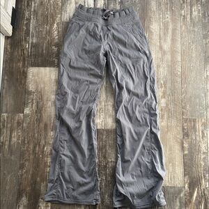 Women’s Gray a Lululemon Pants